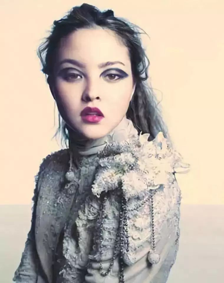 只有168的她,凭啥能成为老佛爷最宠爱的模特?