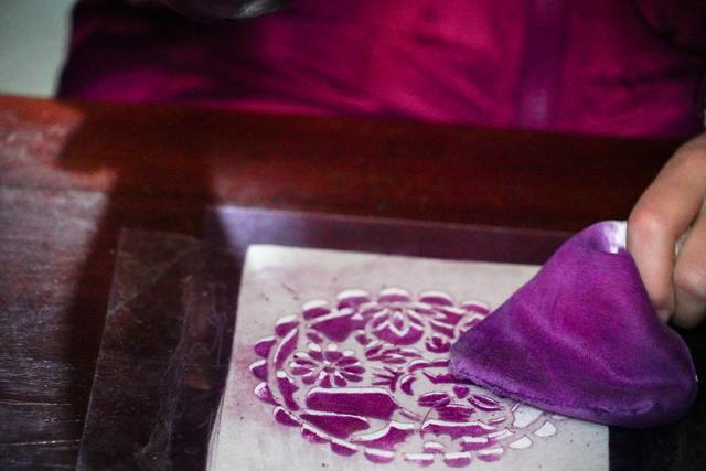 捶草印花、黑色剪纸、非遗陕州惊艳了女儿的寒假