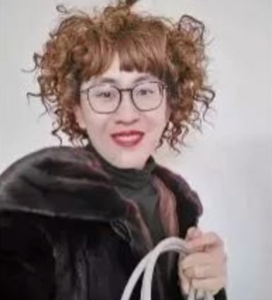 大过年的，是谁在偷窥我妈！！！哈哈哈哈哈哈哈哈哈