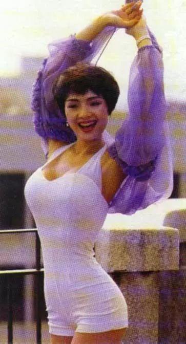 号称第一奶霸！被X骚扰，相恋25年不敢结婚，成了肥婆！