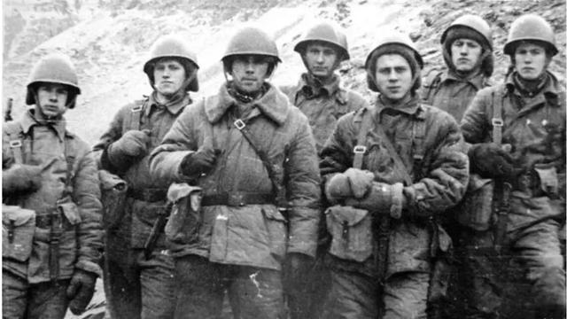 苏联都仿制装备!中国56式胸挂开启世界携行具新时代!