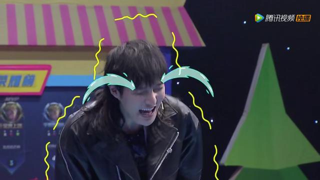 范冰冰成龙合照曝光,简直不堪入目,网友:难怪李晨一直不愿提起