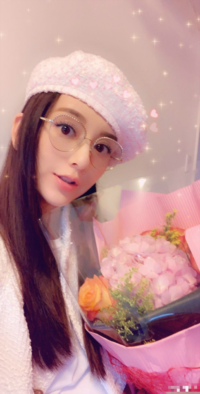 方媛二胎6个月仅90斤，怀女儿时因腹部平坦被疑假孕