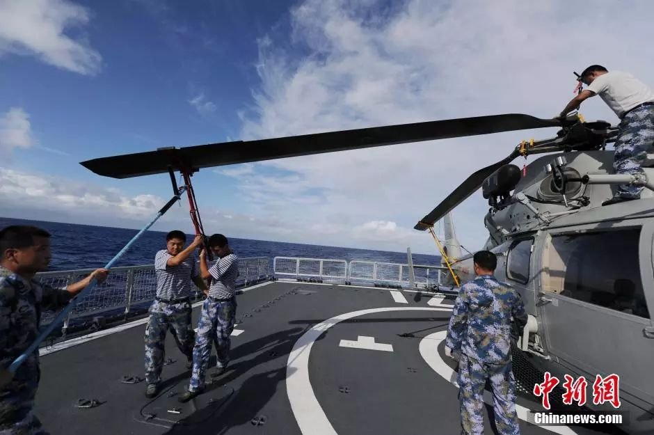 听说折叠手机火了？那折叠飞机你有见过吗？