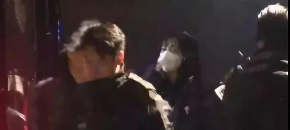 李溪芮离开杨幂，在游艇上密会神秘男子，没想到是个铁T？