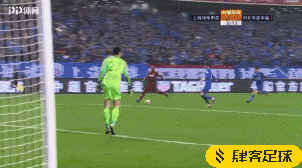 gif-连续2轮破门!卡埃比扣过毕津浩劲射得分__凤凰网