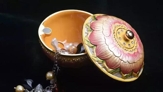 在淘宝逛了5家博物馆，我的钱包被“偷”了……