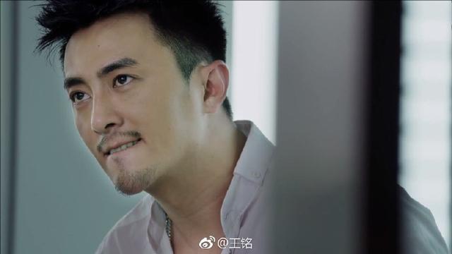 长相身材演技都不输的男演员,黄景瑜朱亚文徐开骋王铭谁最有实力