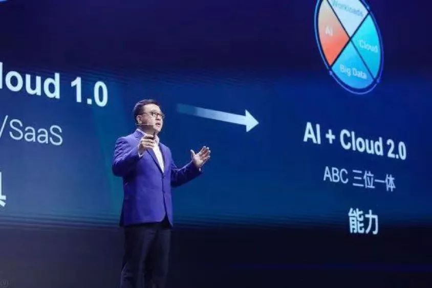 百度重整人才梯队建设，总裁张亚勤将于十月退休