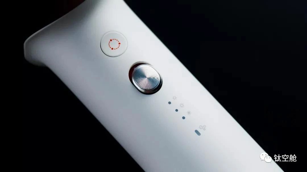 颠覆贵妇级吹风机，颜值认证，5分钟即时速干，让你秀发水润吹弹│智慧星球