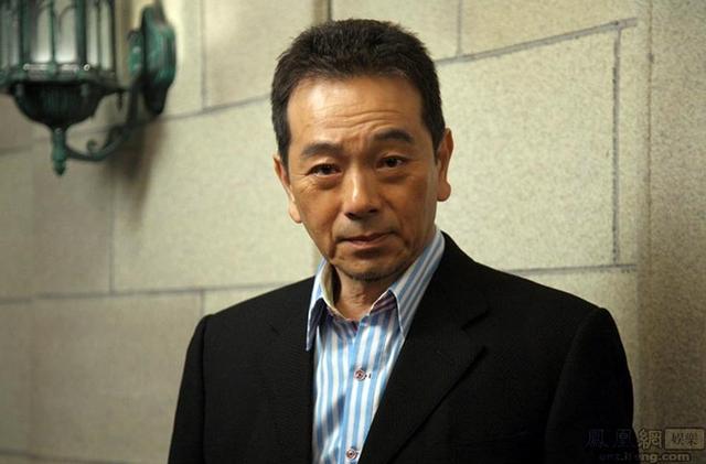 56年的张晨光比60年倪大红年轻多了,台湾艺人比较能抗老?