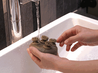 裁员潮你焦虑了吗?黑科技“龙爪手”给你解压一下|小话题