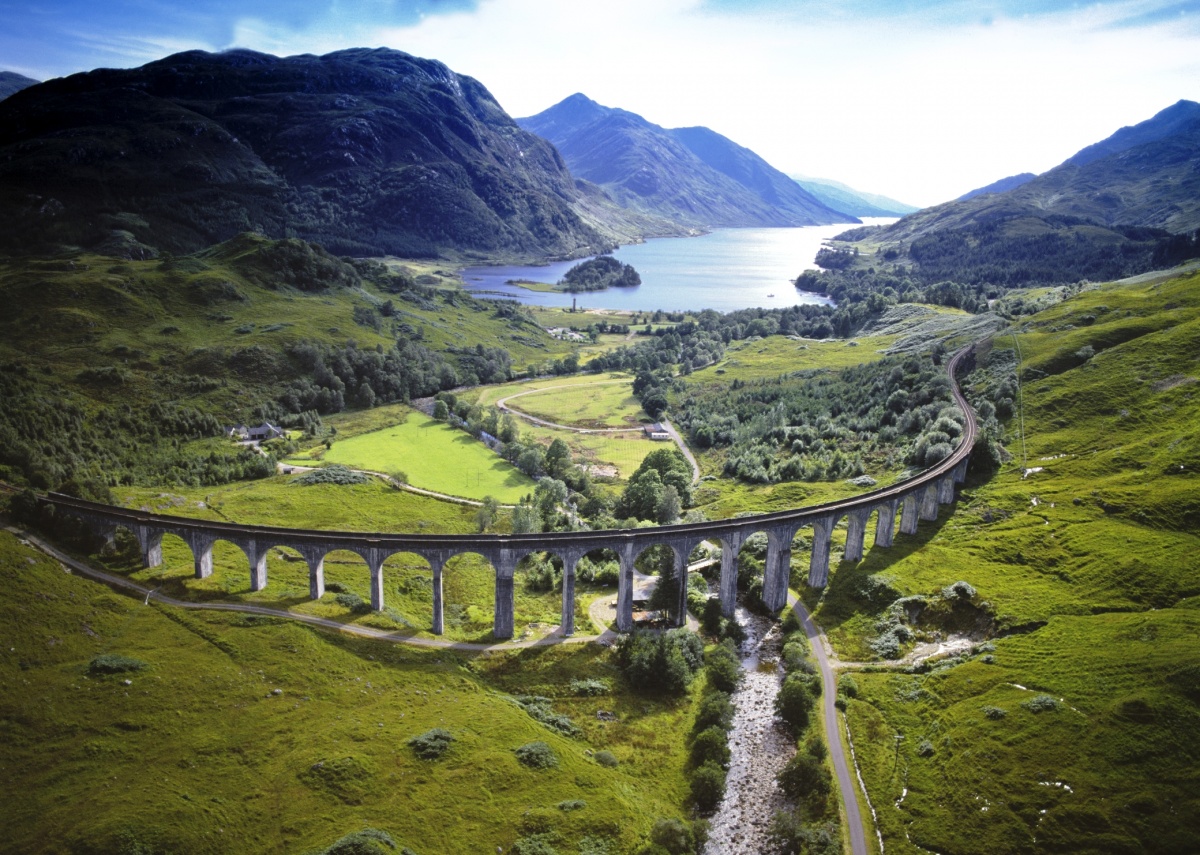 9-Glenfinnan-Viaduct.jpg