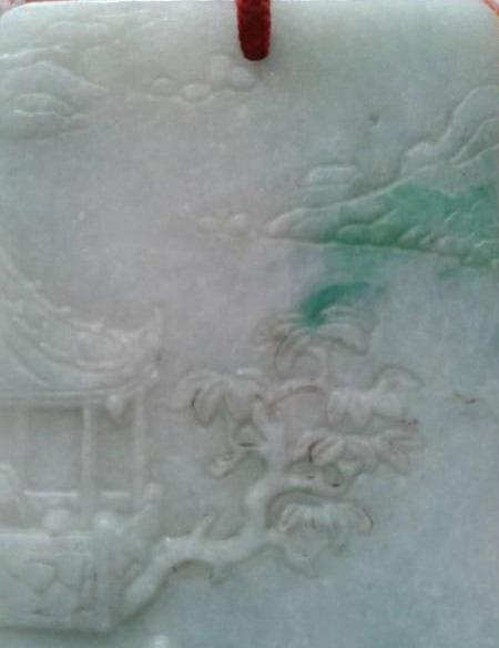 翡翠山水牌意境深远的的寓意