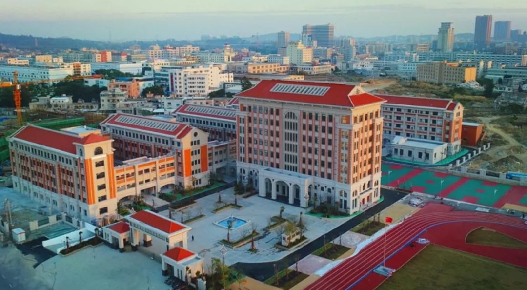 湖东实验学园.png