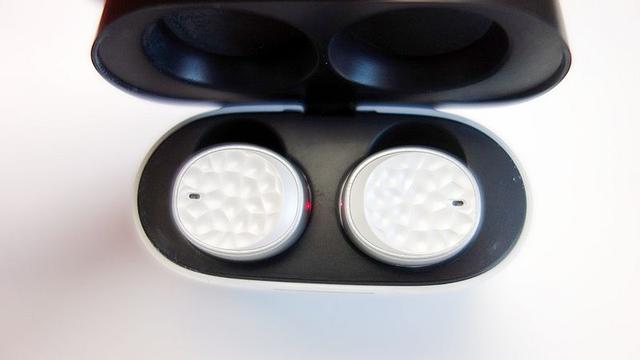 自由无线放飞自我,轻盈灵动触控交互——派美特T5耳机体验