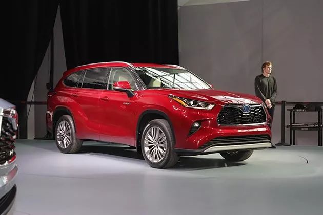 “加价王”汉兰达迎来换代！难道要变身MPV？