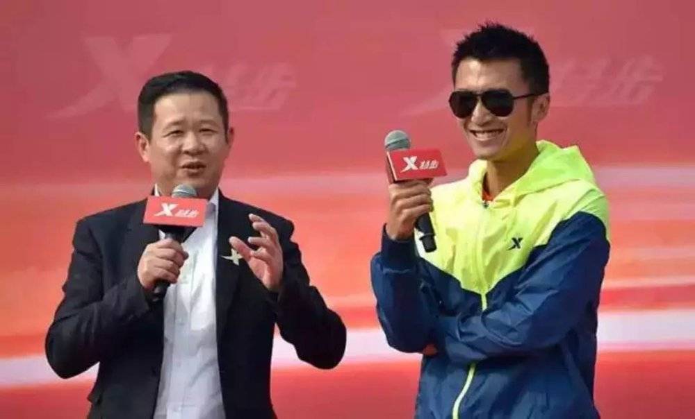 花2.7亿美元欲收购盖世威，特步向安踏看齐？
