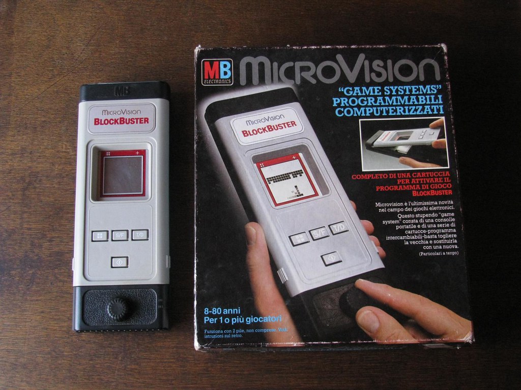 Game Boy 走过 30 周年,任天堂带给世界的不止是一部掌机 | 硬哲学
