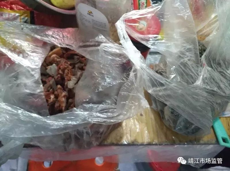 靖江斜桥一"地下供餐点"被查封!食品销往怀德学院,农贸市场等地