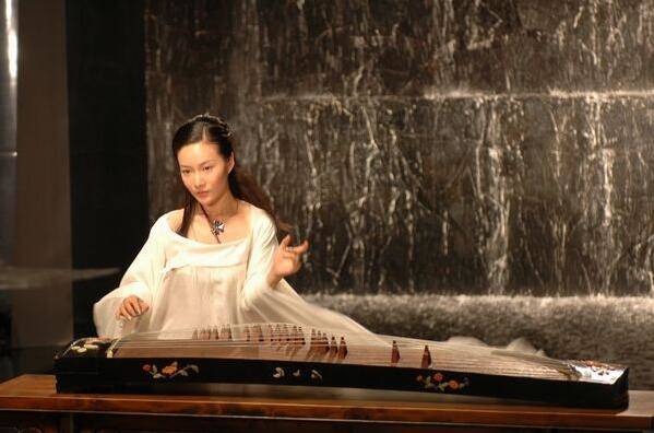 How to play guzheng cleanly without glissando traces on 4, 7