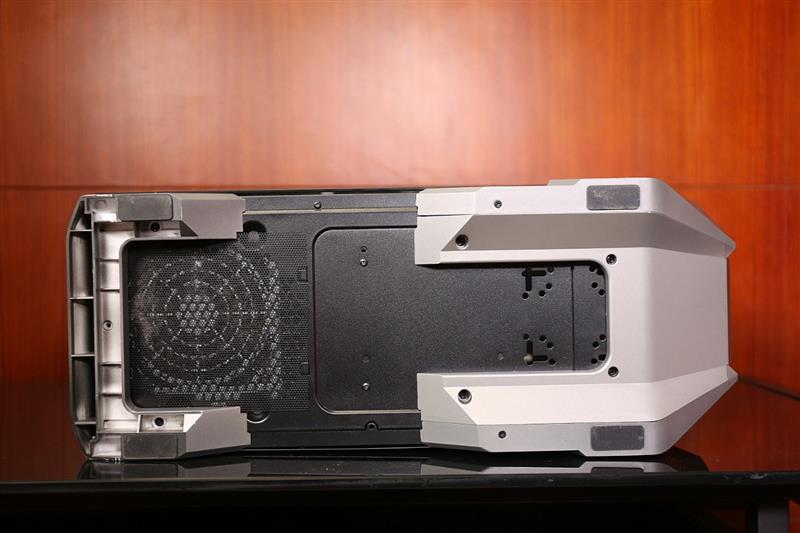 性能强劲无短板！雷神911黑武士Ⅱ代评测：比DIY更划算的品牌机