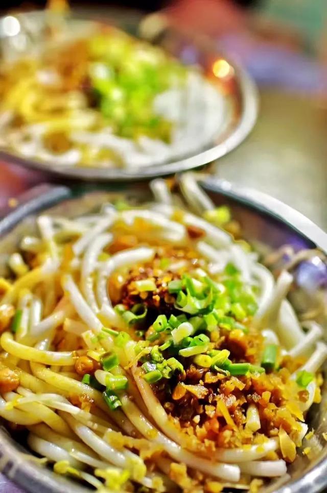 贵阳人心里的素粉,又酸又馊就是地道的味道