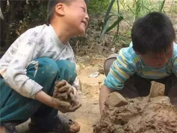 又一波回忆终成回忆“小霸王”就此别过!80后回忆盘点,说好不哭