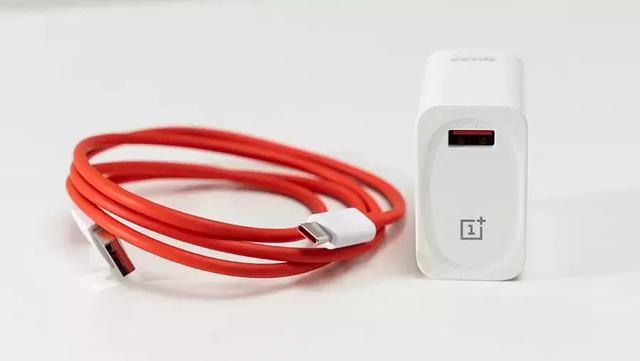 一加7Pro评测，以及它在差评办公室的最后3个小时