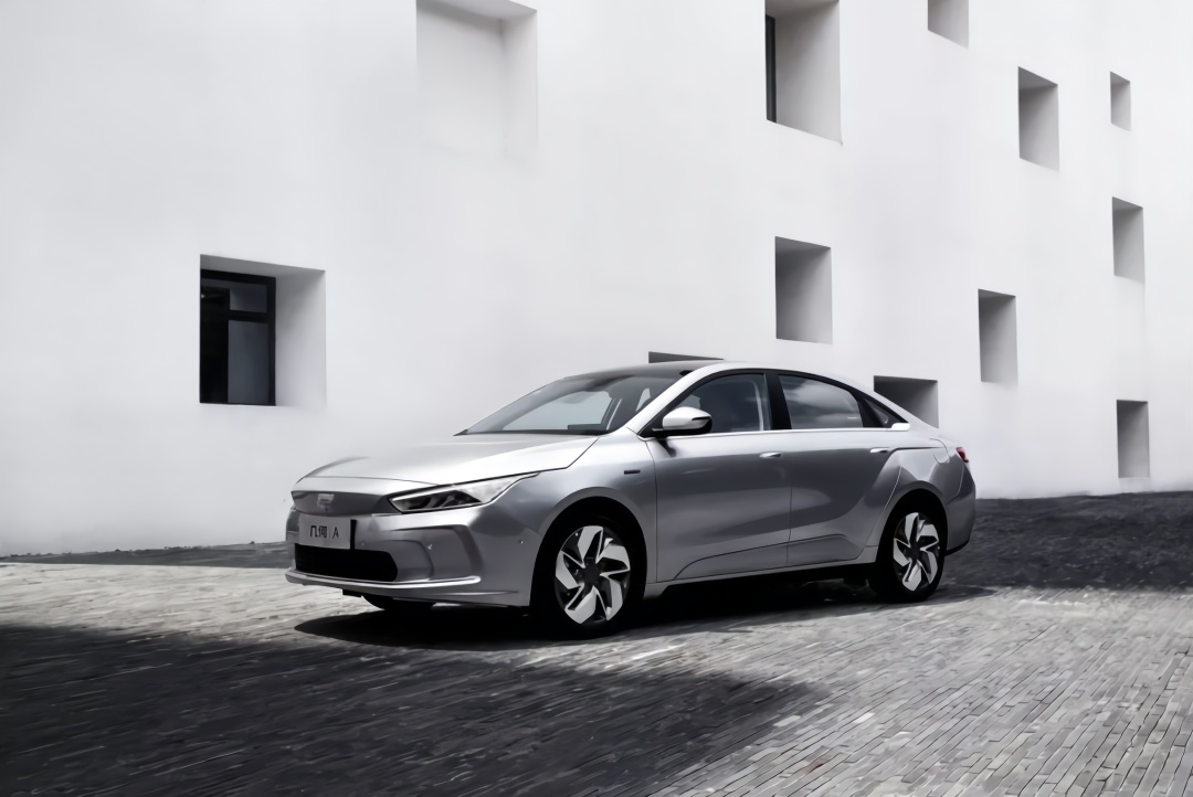 试驾丨几何A上原来隐藏着这么多不为人知的“小秘密”