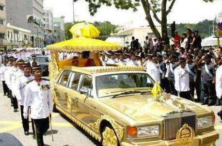 全球最贵五款车，法拉利法拉连边都蹭不上，布加迪新车只排第三