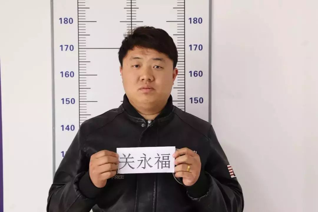 性别:男 现住址:云南省丽江市永胜县永北镇凤鸣南路永北镇信用小区 现