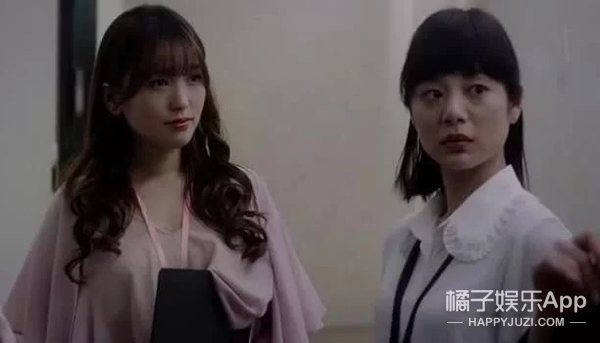 还记得《十八岁的天空》里的校花蓝菲琳吗？她现在长这样啦！