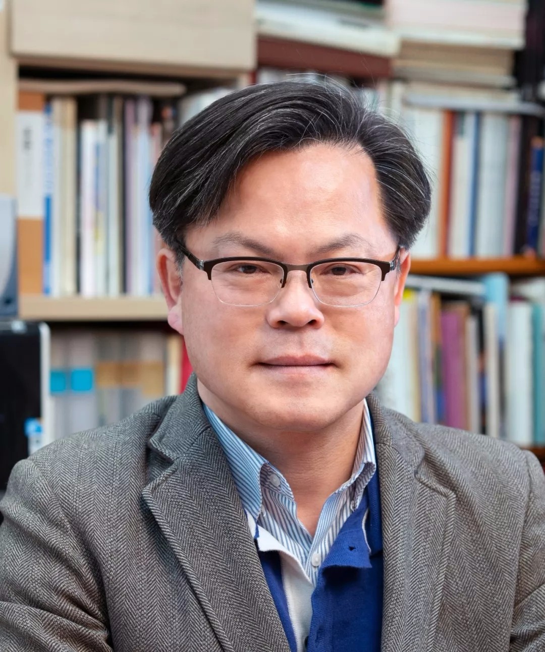 崔泰晚教授受聘为宋庄当代艺术文献馆韩国当代艺术研究中心主任