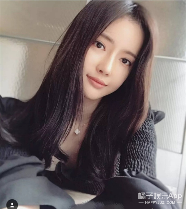 她这10亿怕是只拿来做营销了....