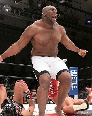 不务正业的巨汉格斗家鲍勃·萨普终于要宣布退役了