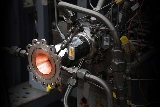 NASA突破性研究3D打印火箭发动机燃烧室 