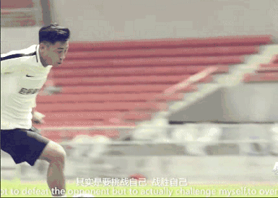 经历三次截肢手术也不放弃足球梦,“独腿球王”何忆义的励志人生