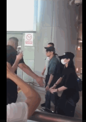 176a0d22ffb34b119b5dd79903e560b5.gif
