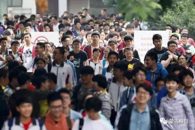 点击查看源网页