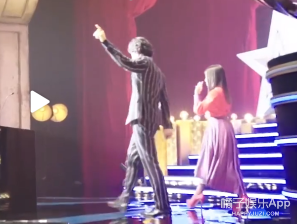 她如果是国内女星，估计会天天被嘲吧…