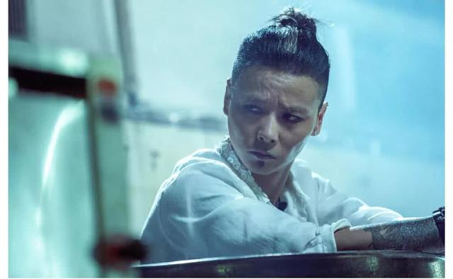 “神仙剪辑”炫技炫妻，回归电影克服恐高，张晋：动作演员要有背水一战的精神
