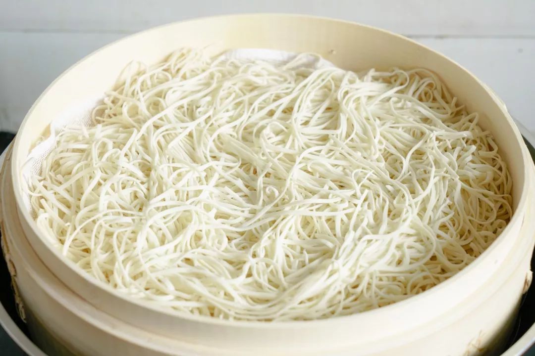 把面放到蒸笼里，15分钟后惊呆了……