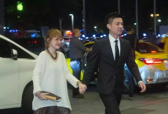 许雅钧被曝深夜送嫩模回家?小s力挺老公:那个女生我也认识