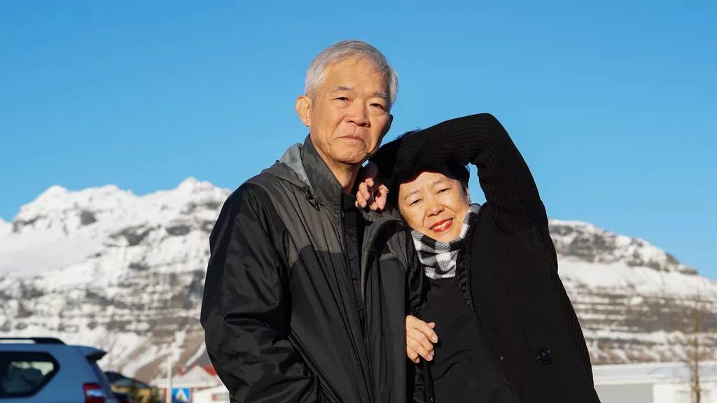 60岁后坚决离婚的中国夫妻:婚姻死了,爱情可以重觅
