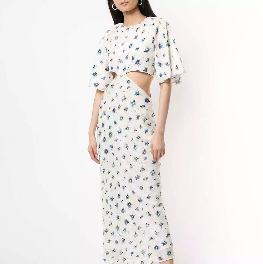 赵丽颖产后现身没胖还瘦了!女明星的藏腰小心机你是真