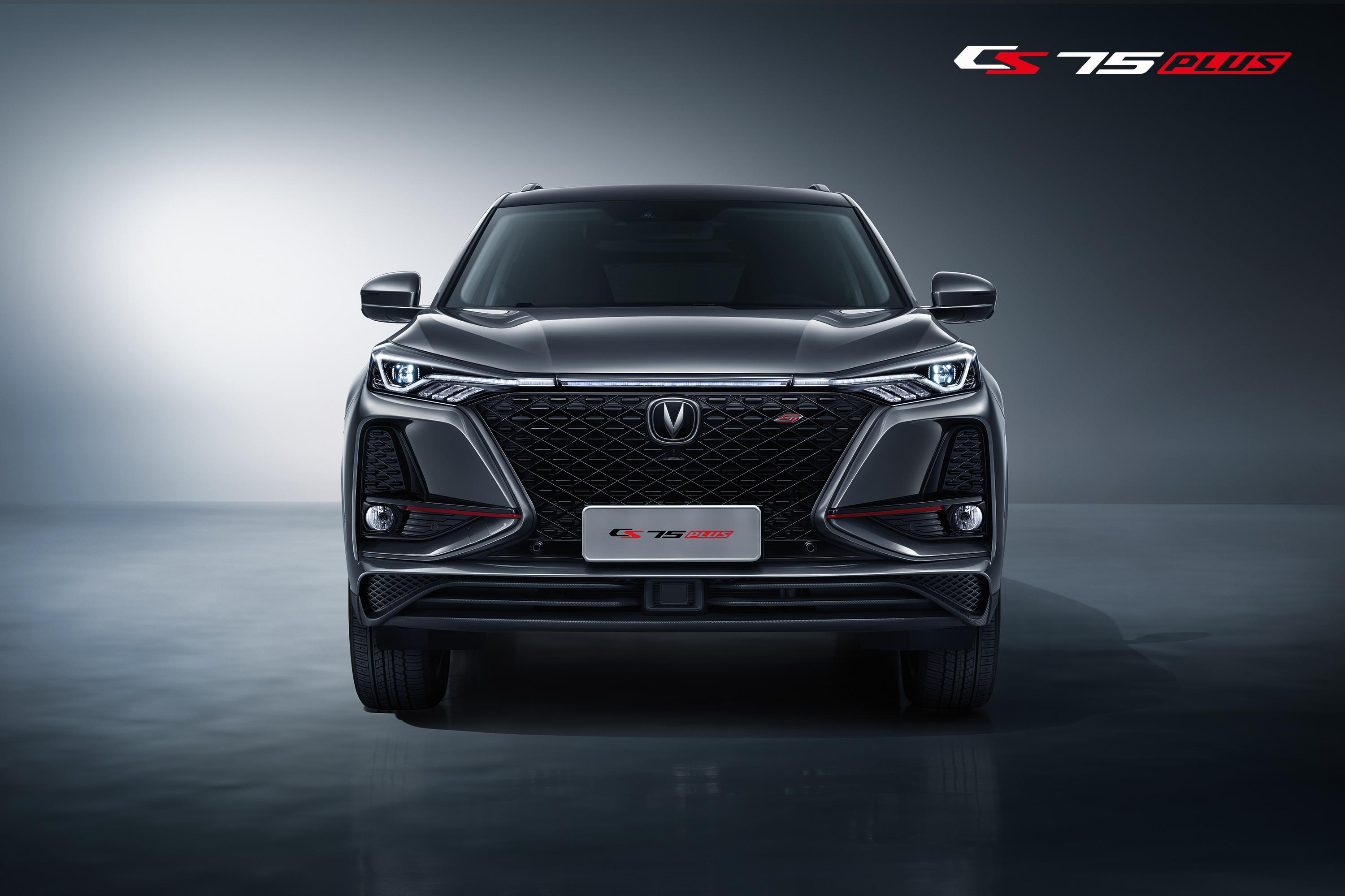 长安再出高颜值SUV 2.0T+8AT强劲稳定 三联屏飞机挡杆科技豪华