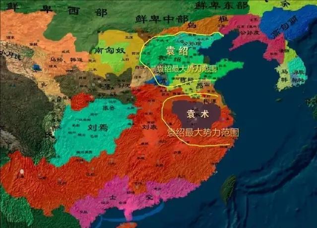 三国最先称帝,被曹操、吕布、刘备一起欺负的袁术,后来咋样了?