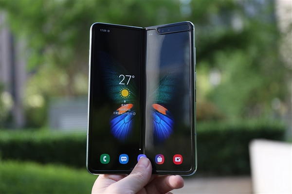 三星重推改良版Galaxy Fold：被伤透的T-Mobile表示拒绝引进