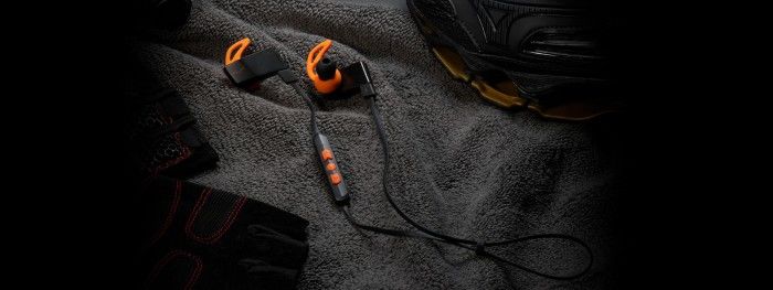 V-Moda BassFit颈挂式无线运动耳机 售价130美元